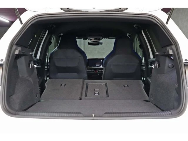 Volkswagen GOLF 38