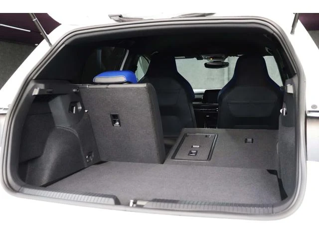 Volkswagen GOLF 37