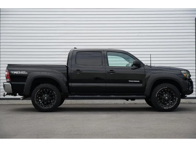 AMERICA TOYOTA TACOMA 7