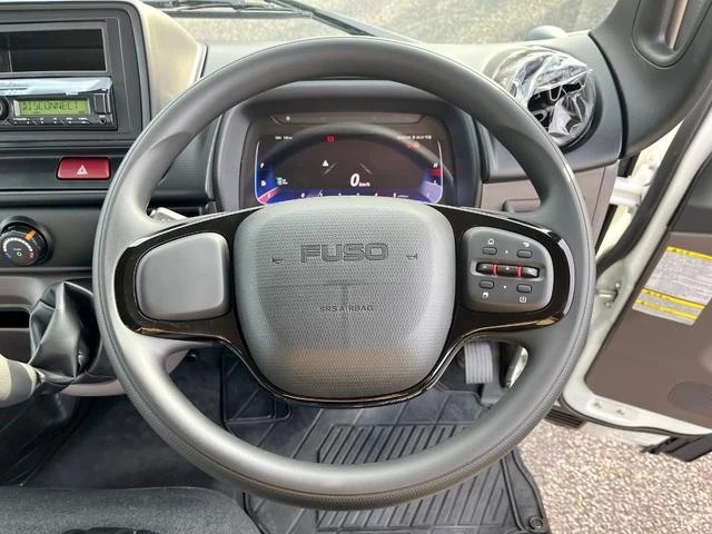 Mitsubishi Fuso CANTER 16