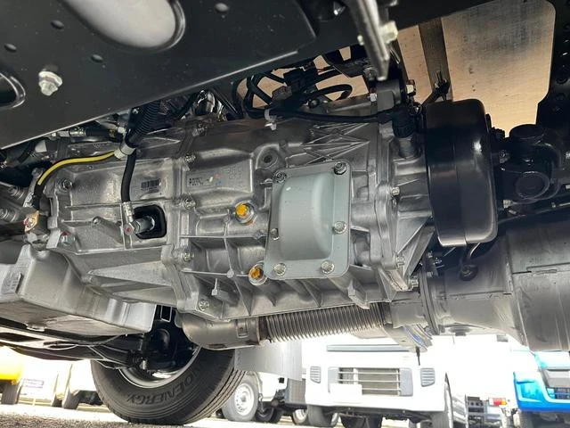 Mitsubishi Fuso CANTER 34