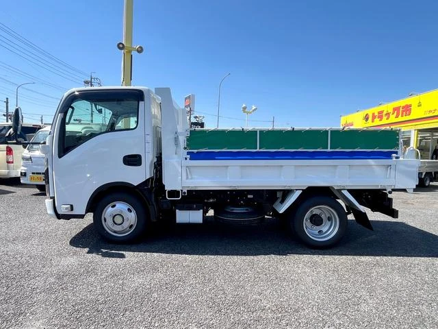 Isuzu ELF 3