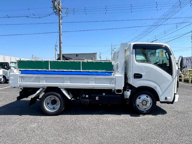 Isuzu ELF 4