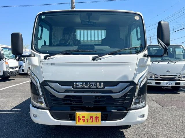 Isuzu ELF 2