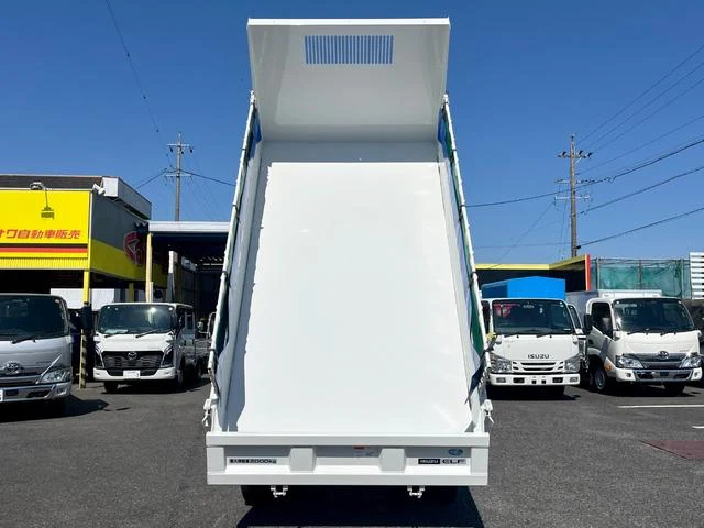 Isuzu ELF 14