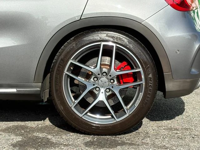 MERCEDES AMG GLA-CLASS 3