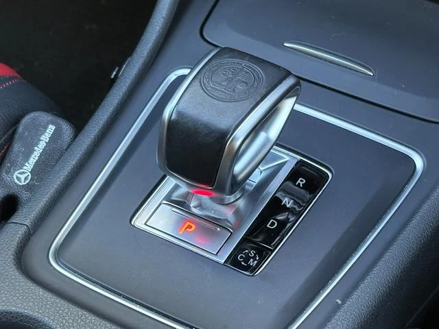 MERCEDES AMG GLA-CLASS 37