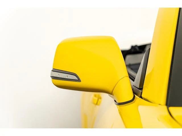 Chevrolet CAMARO 20