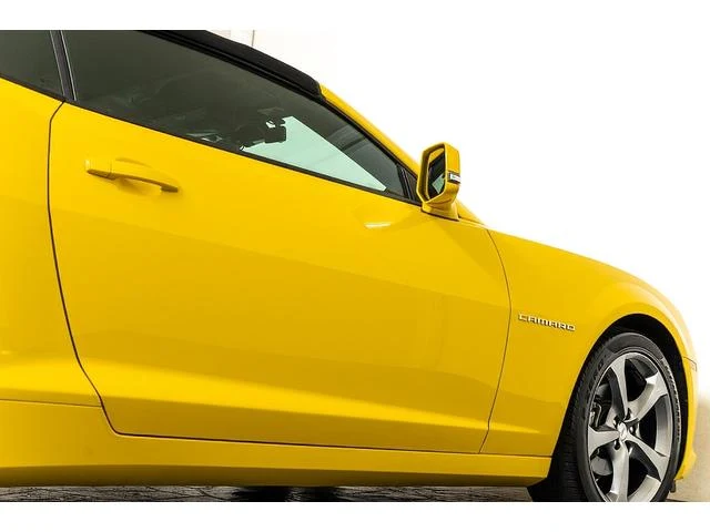 Chevrolet CAMARO 26