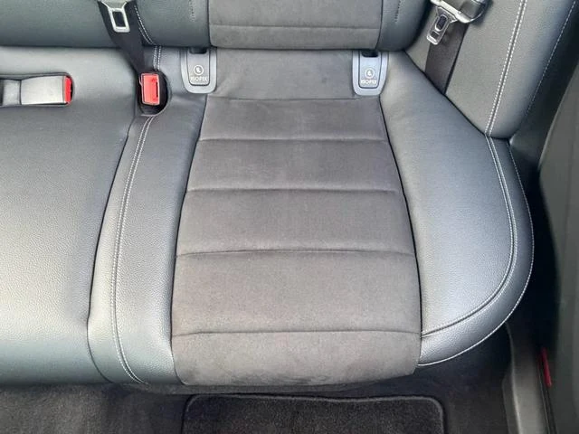MERCEDES BENZ E-CLASS 47