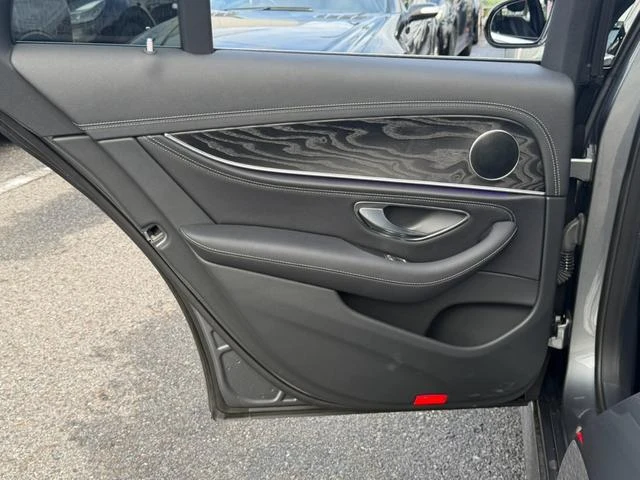 MERCEDES BENZ E-CLASS 34