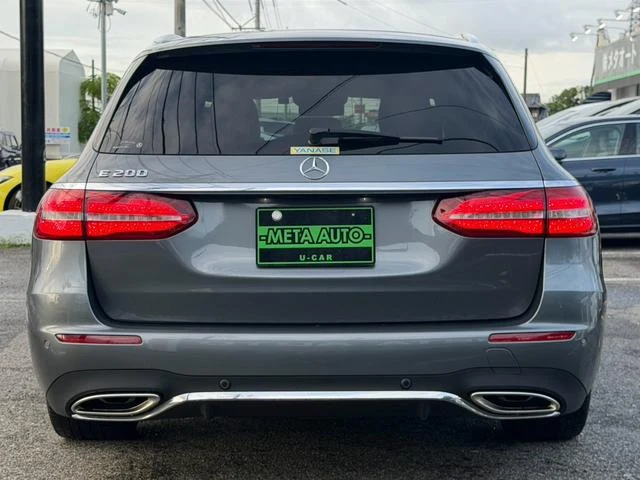 MERCEDES BENZ E-CLASS 18