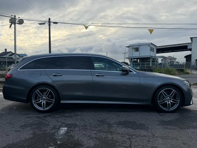 MERCEDES BENZ E-CLASS 20
