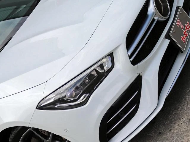MERCEDES AMG CLA-CLASS 18