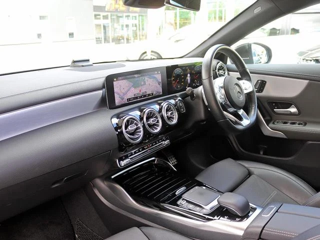 MERCEDES AMG CLA-CLASS 33