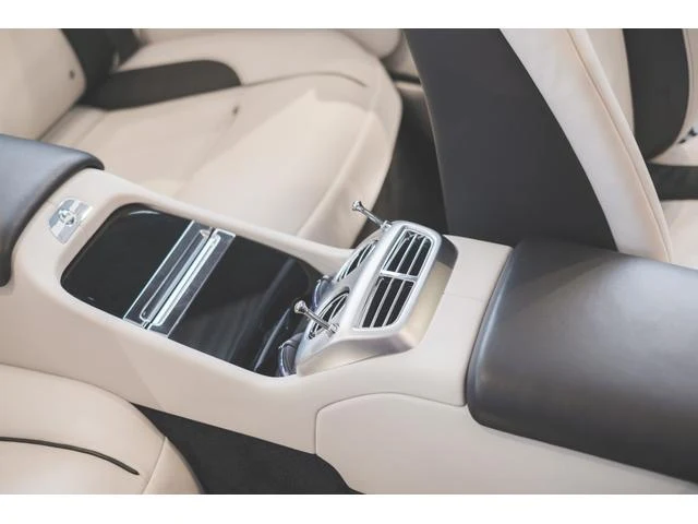 Rolls-Royce DAWN 53