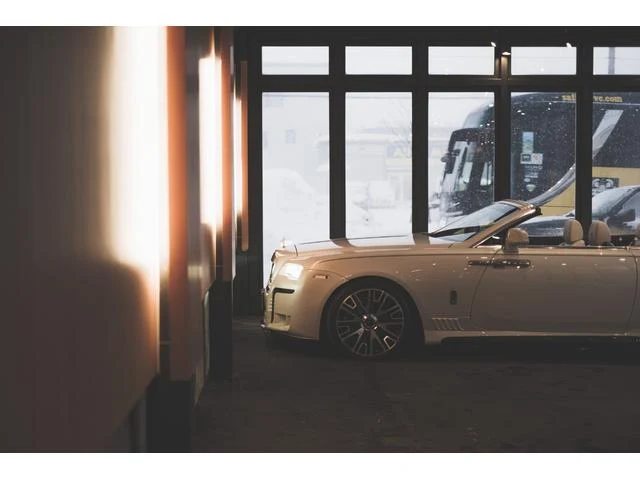 Rolls-Royce DAWN 43