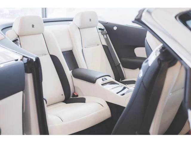Rolls-Royce DAWN 9