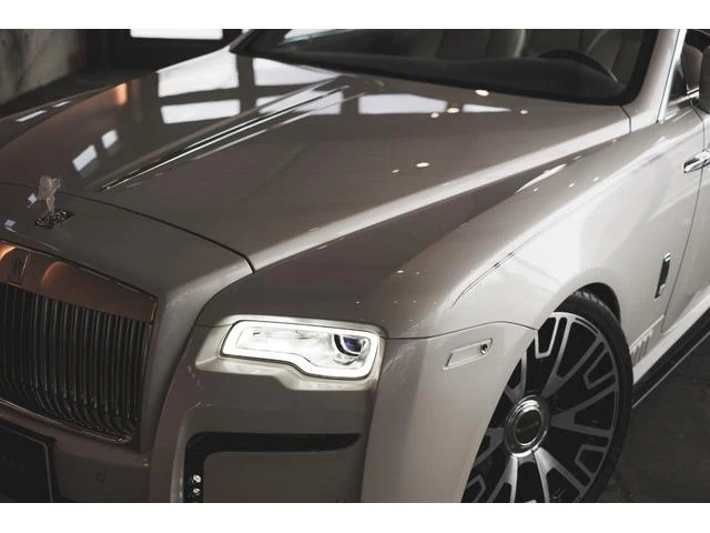 Rolls-Royce DAWN 23