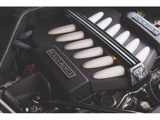 Rolls-Royce DAWN 17