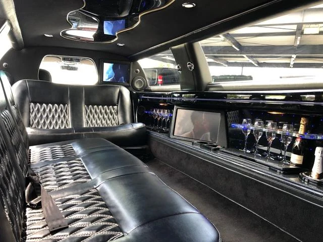 Lincoln LIMOUSINE 28