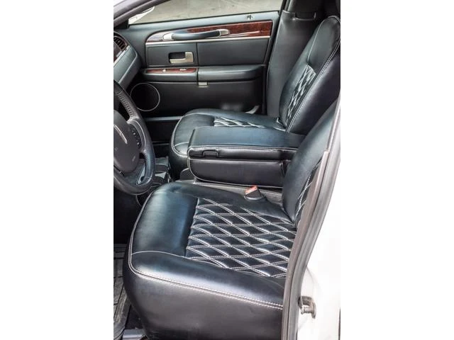 Lincoln LIMOUSINE 12