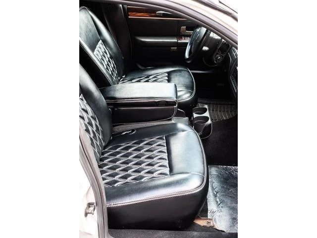 Lincoln LIMOUSINE 25