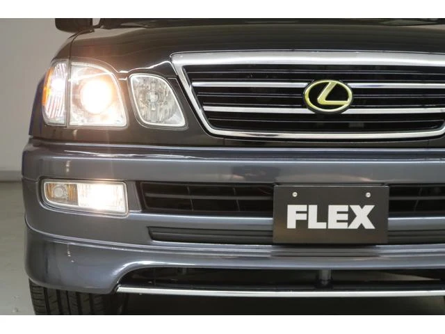 AMERICA LEXUS LX470 42