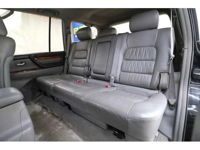 AMERICA LEXUS LX470 14