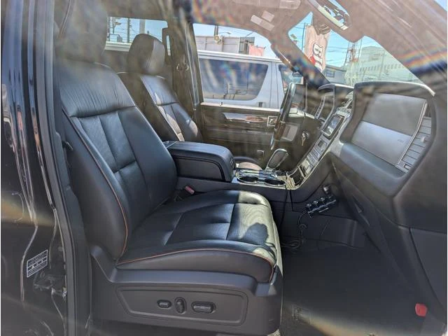 Lincoln NAVIGATOR 24