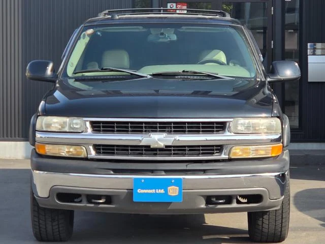Chevrolet SUBURBAN 2