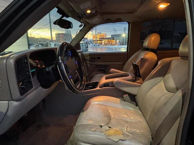 Chevrolet SUBURBAN 18