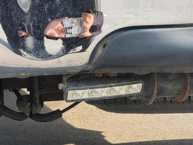 Chevrolet SUBURBAN 13
