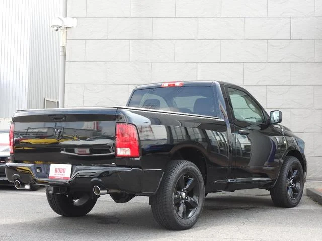 Dodge RAM 3