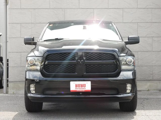 Dodge RAM 2