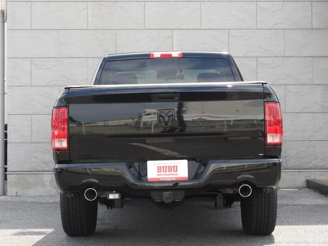 Dodge RAM 14