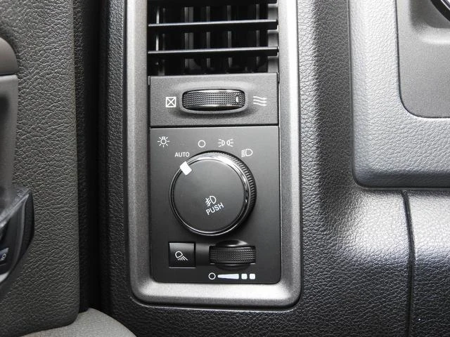 Dodge RAM 25