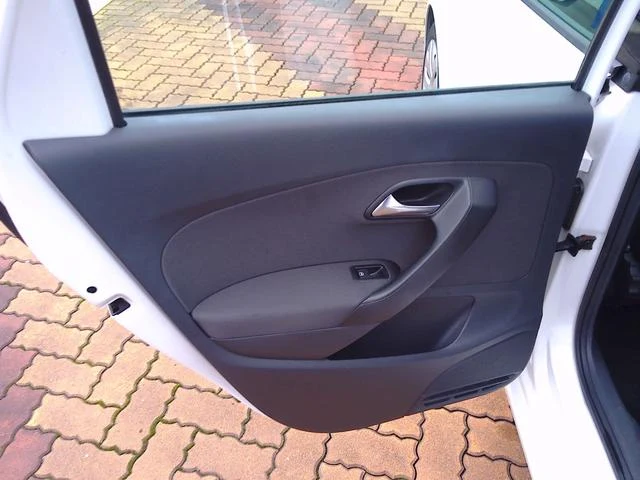 Volkswagen POLO 30