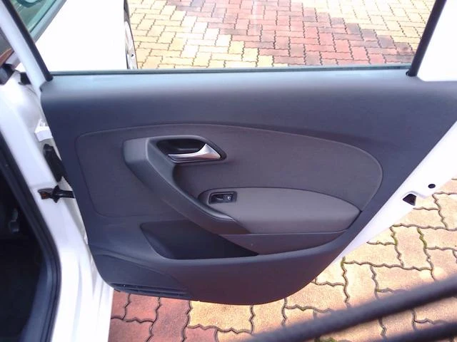 Volkswagen POLO 36