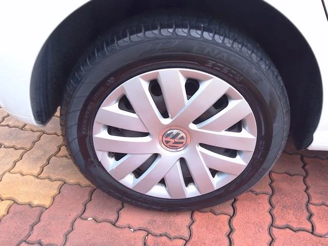 Volkswagen POLO 37