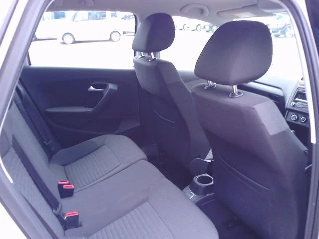 Volkswagen POLO 33