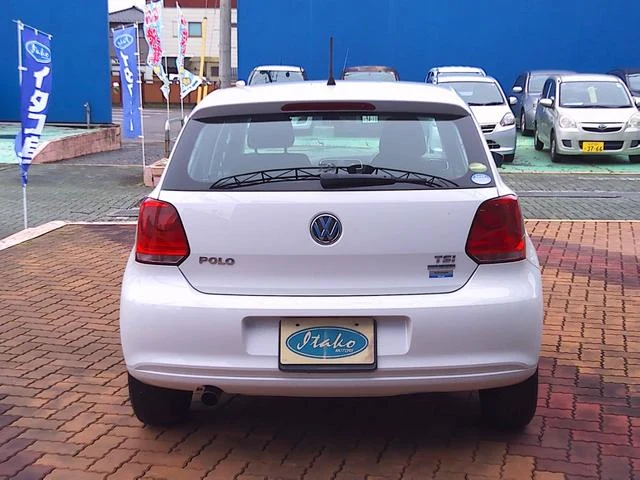 Volkswagen POLO 15