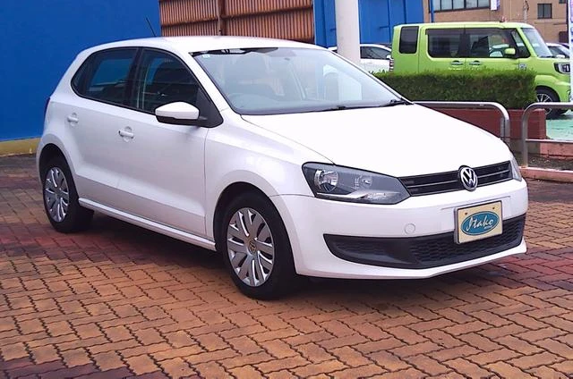 Volkswagen POLO 13