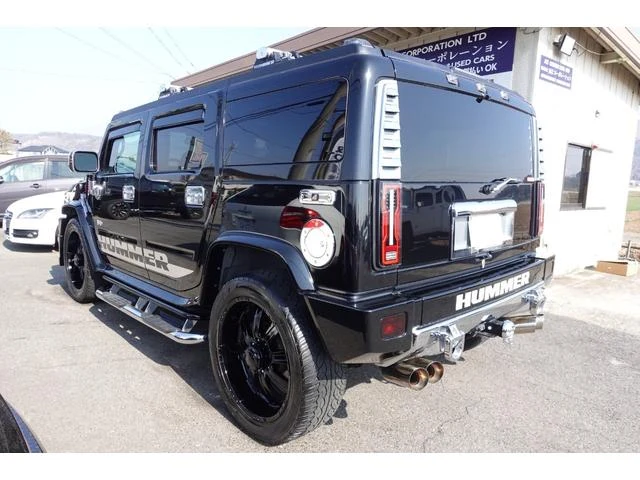 Hummer H2 7
