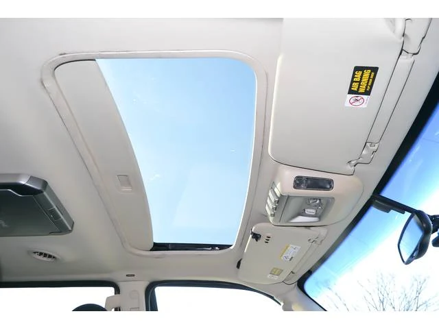Lincoln NAVIGATOR 32