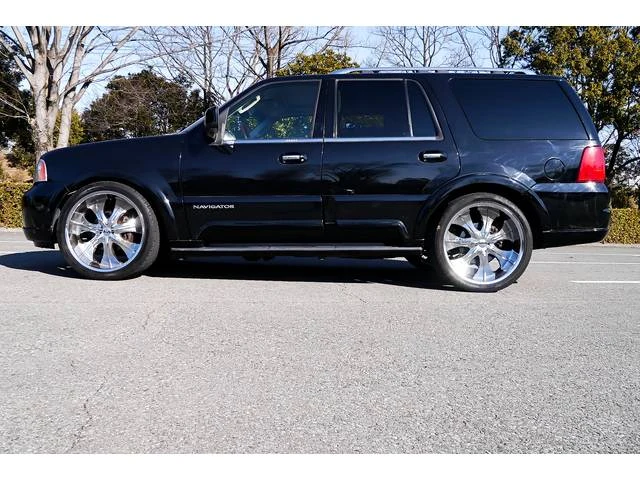 Lincoln NAVIGATOR 9