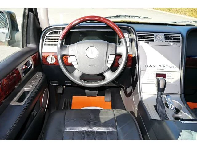 Lincoln NAVIGATOR 3