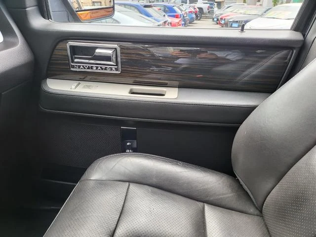 Lincoln NAVIGATOR 49