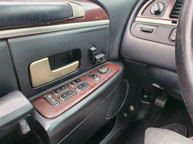 Lincoln LIMOUSINE 18