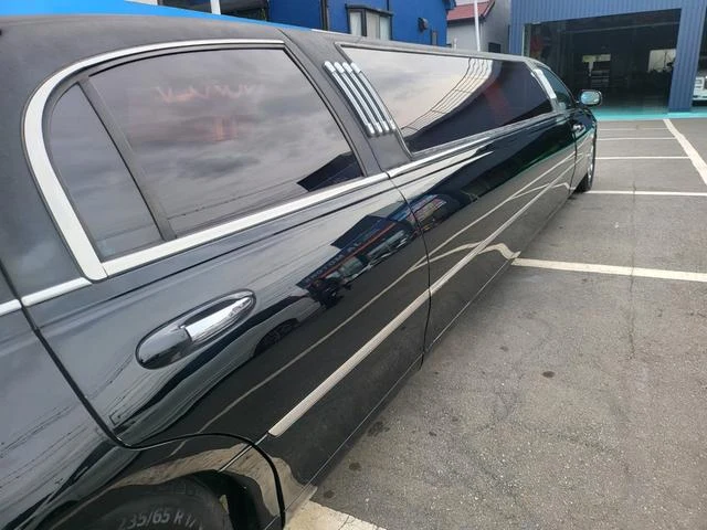 Lincoln LIMOUSINE 22